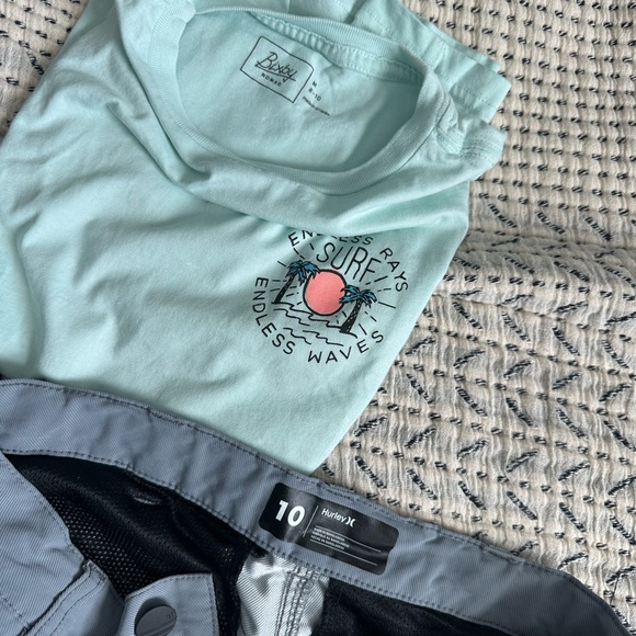 Hurley summer bundle Boys size 8-10 short sets - Picture 2 of 7
